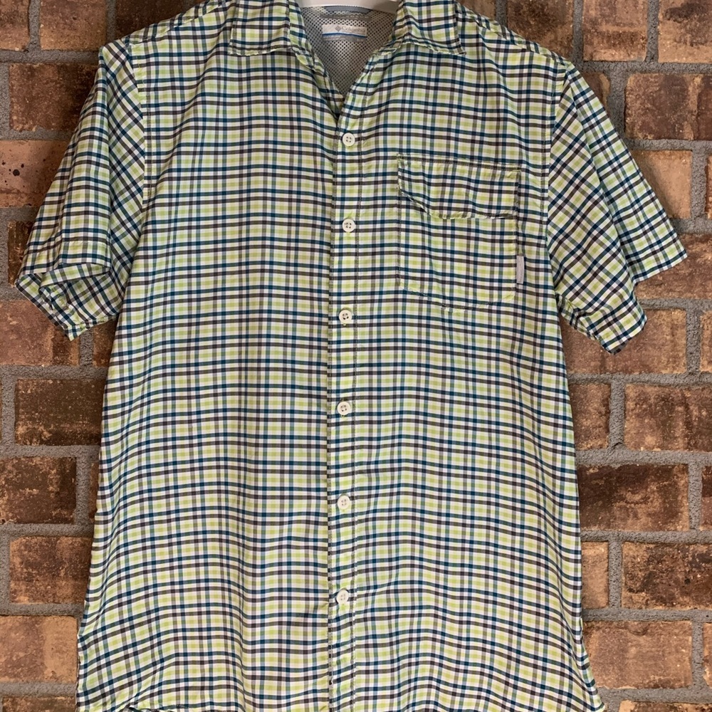 Columbia short sleeve button down